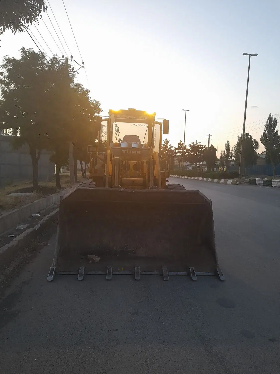 لودر|خودرو سنگین|خلخال, |دیوار