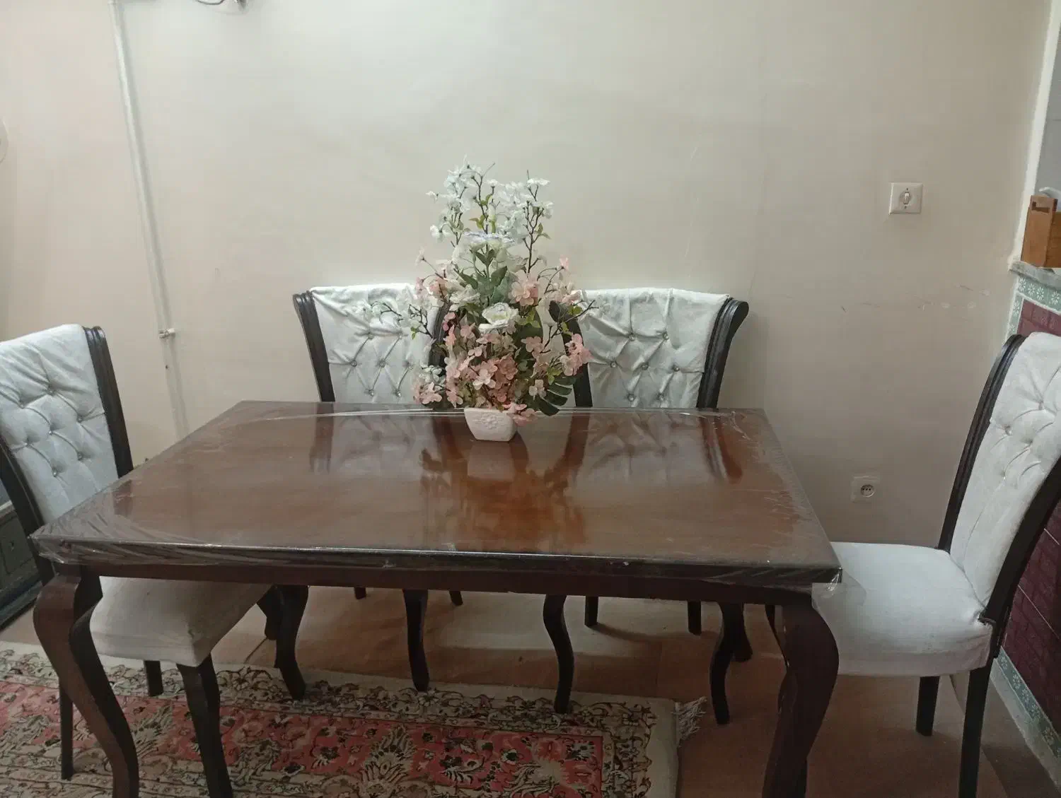 میز ناهار خوری شیش نفره|میز و صندلی غذاخوری|تبریز, |دیوار