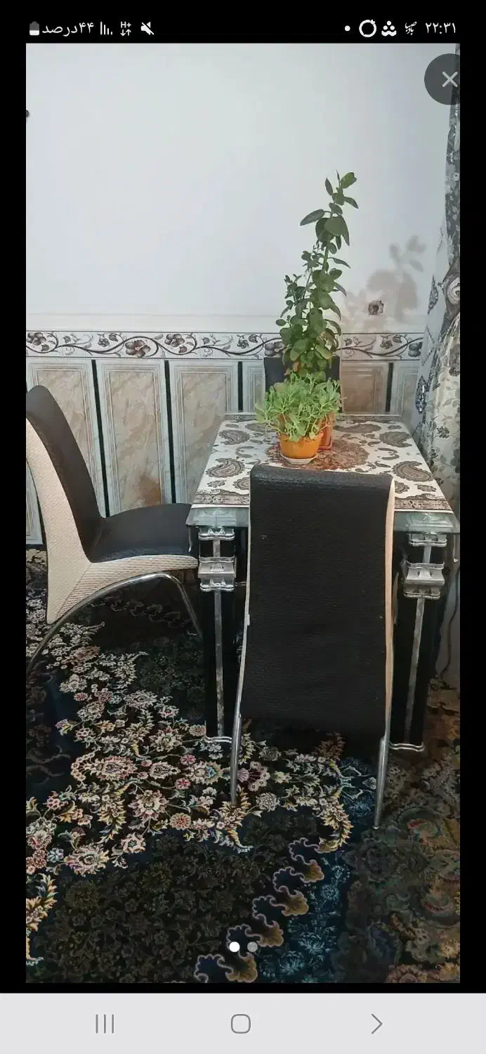 میز غذا خوری ۴نفره صندلی چرب|میز و صندلی غذاخوری|اسفرورین, |دیوار