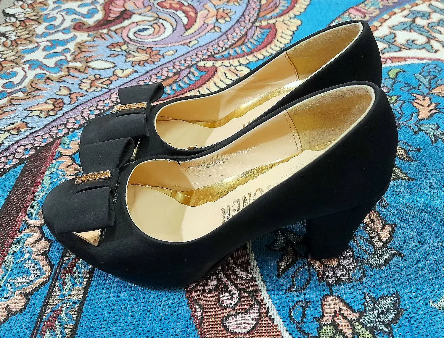 حراج کفش زنانه نو سایز ۳۷ قیمت ۱۵۰|حراج|بهبهان, |دیوار