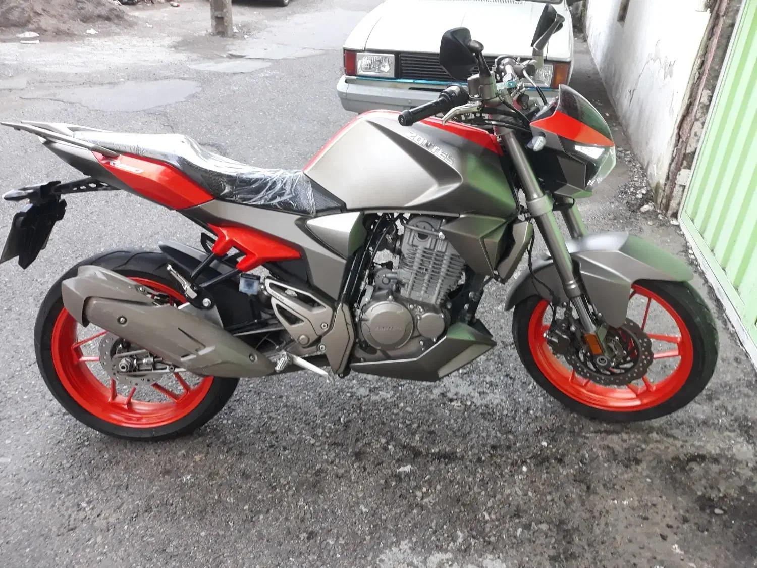 زانوی ۲۵۰ مدل۹۹|موتورسیکلت|رشت, دیانتی|دیوار