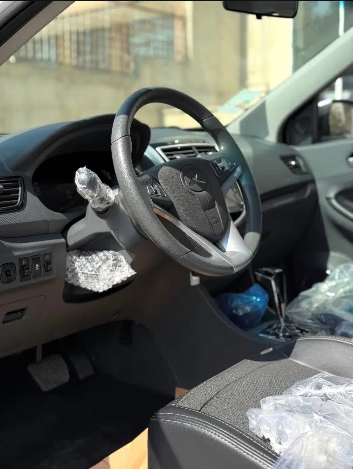 جک ایگل کی ام سی صفر کیلومتر|خودرو سواری و وانت|رشت, فلسطین|دیوار