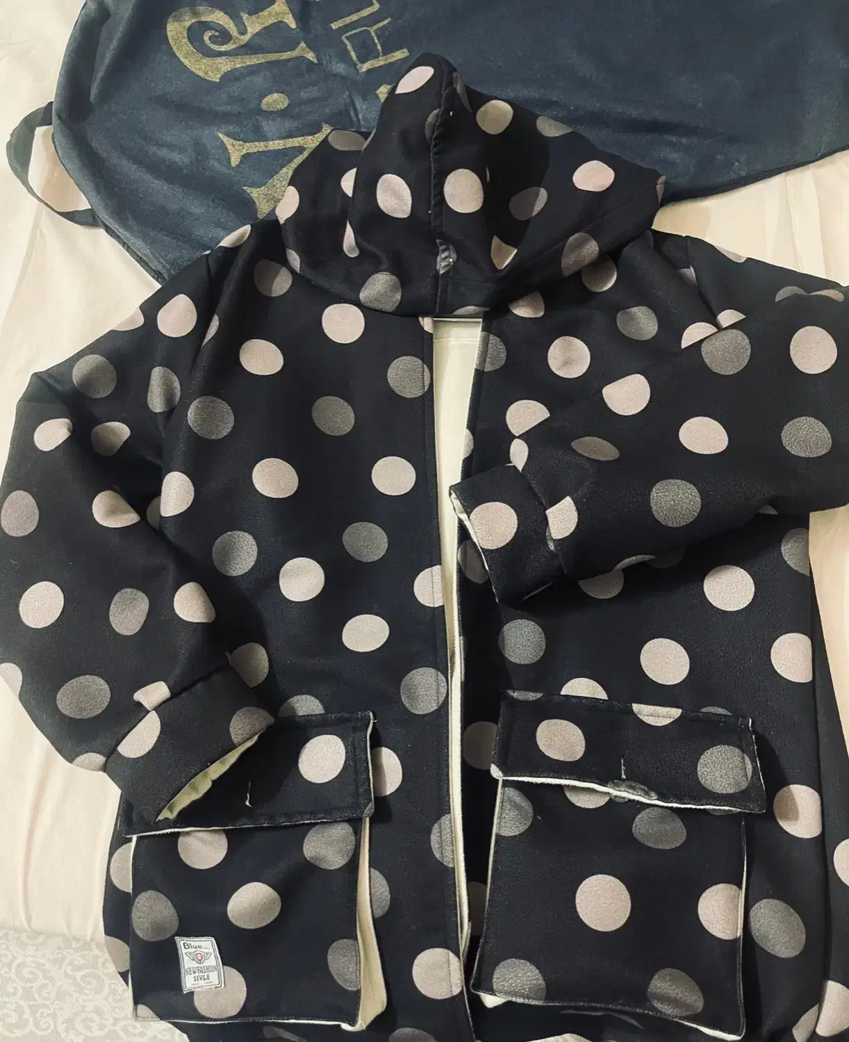 پالتو فانتزی|لباس|قم, بکایی|دیوار