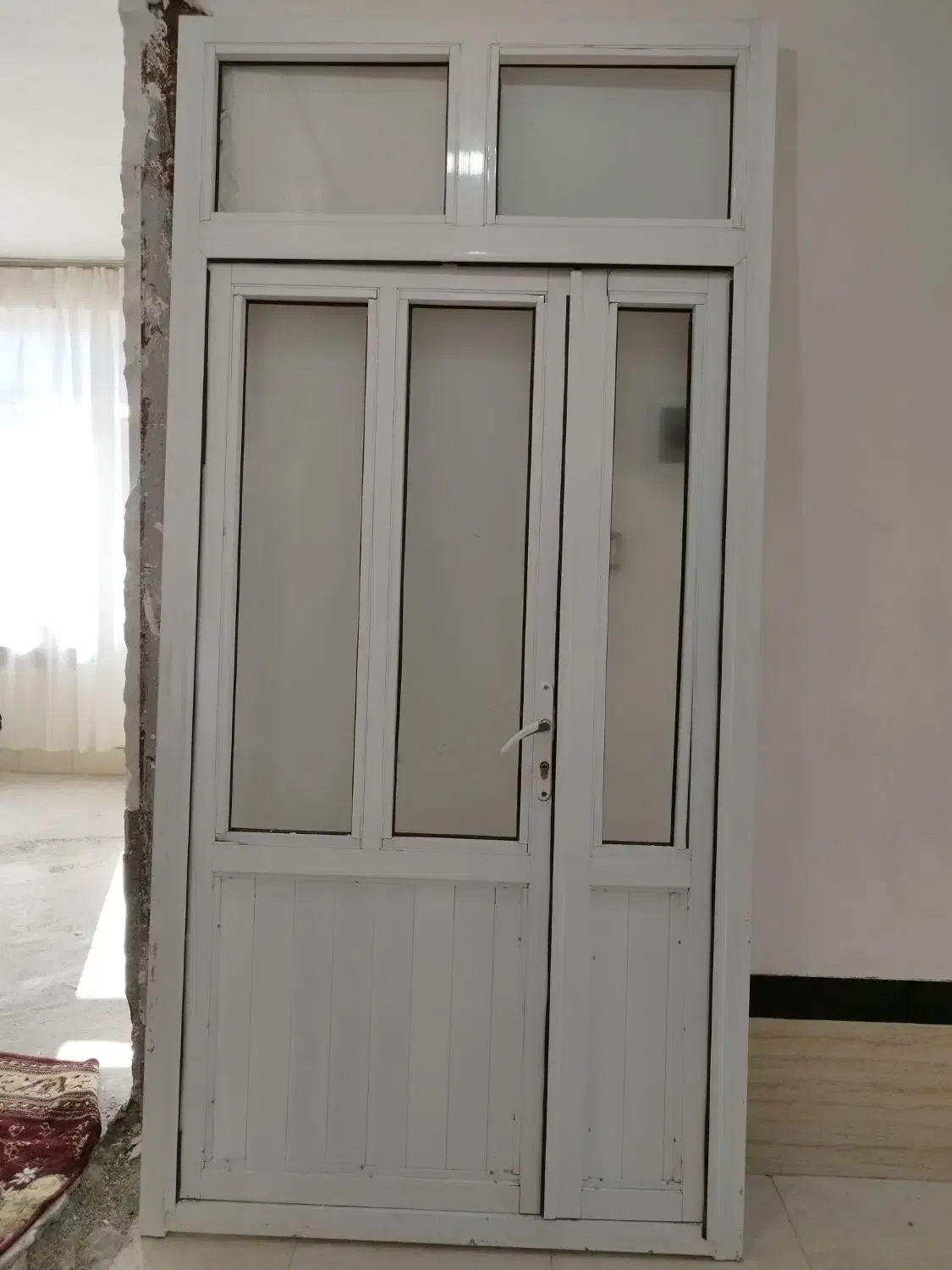 درب آلمینیوم یک متر و بیست در دو مترو چهل و پنج|مصالح و تجهیزات ساختمان|پیرانشهر, |دیوار