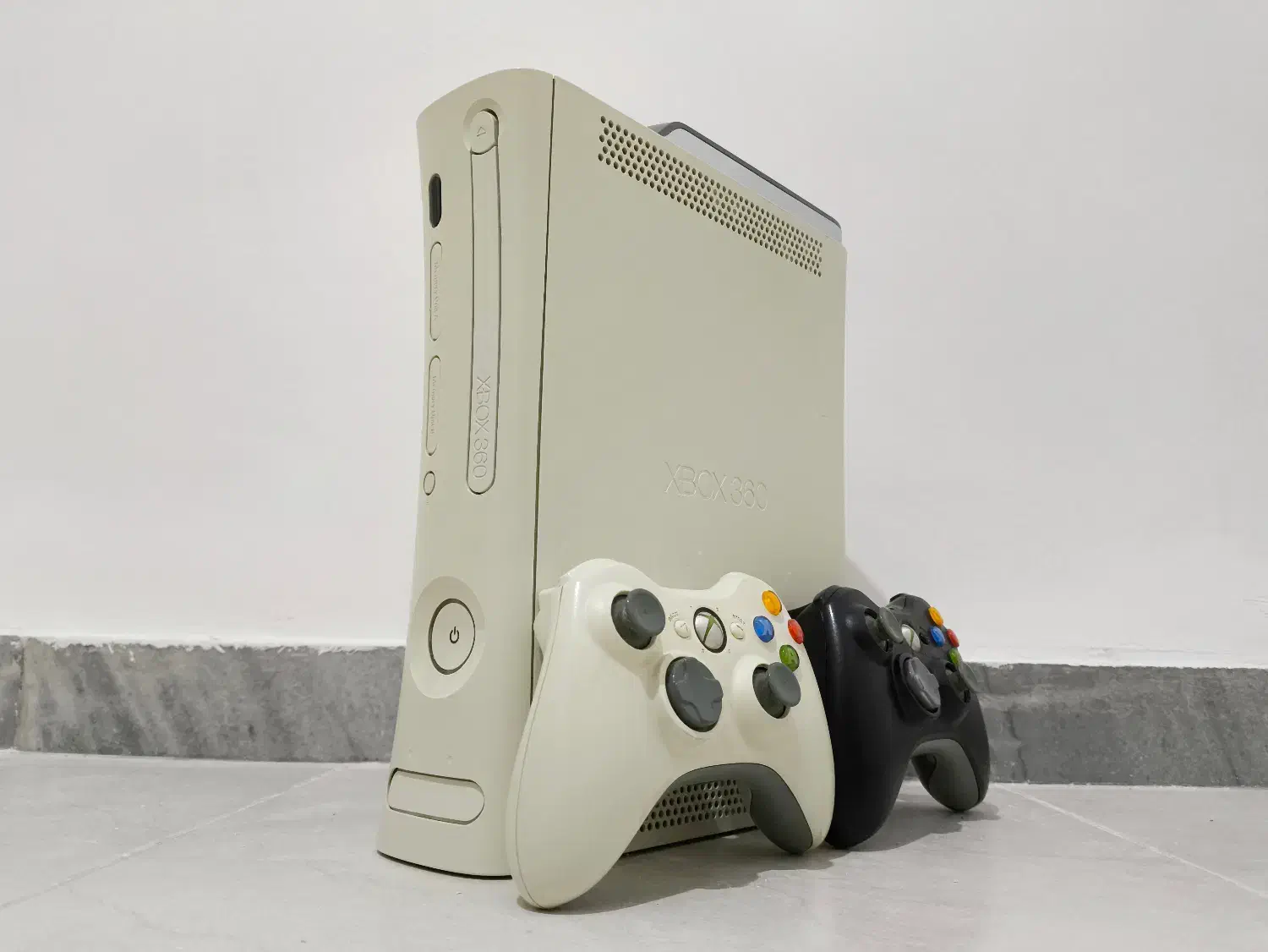 Xbox 360|کنسول، بازی ویدئویی و آنلاین|رشت, منظریه|دیوار