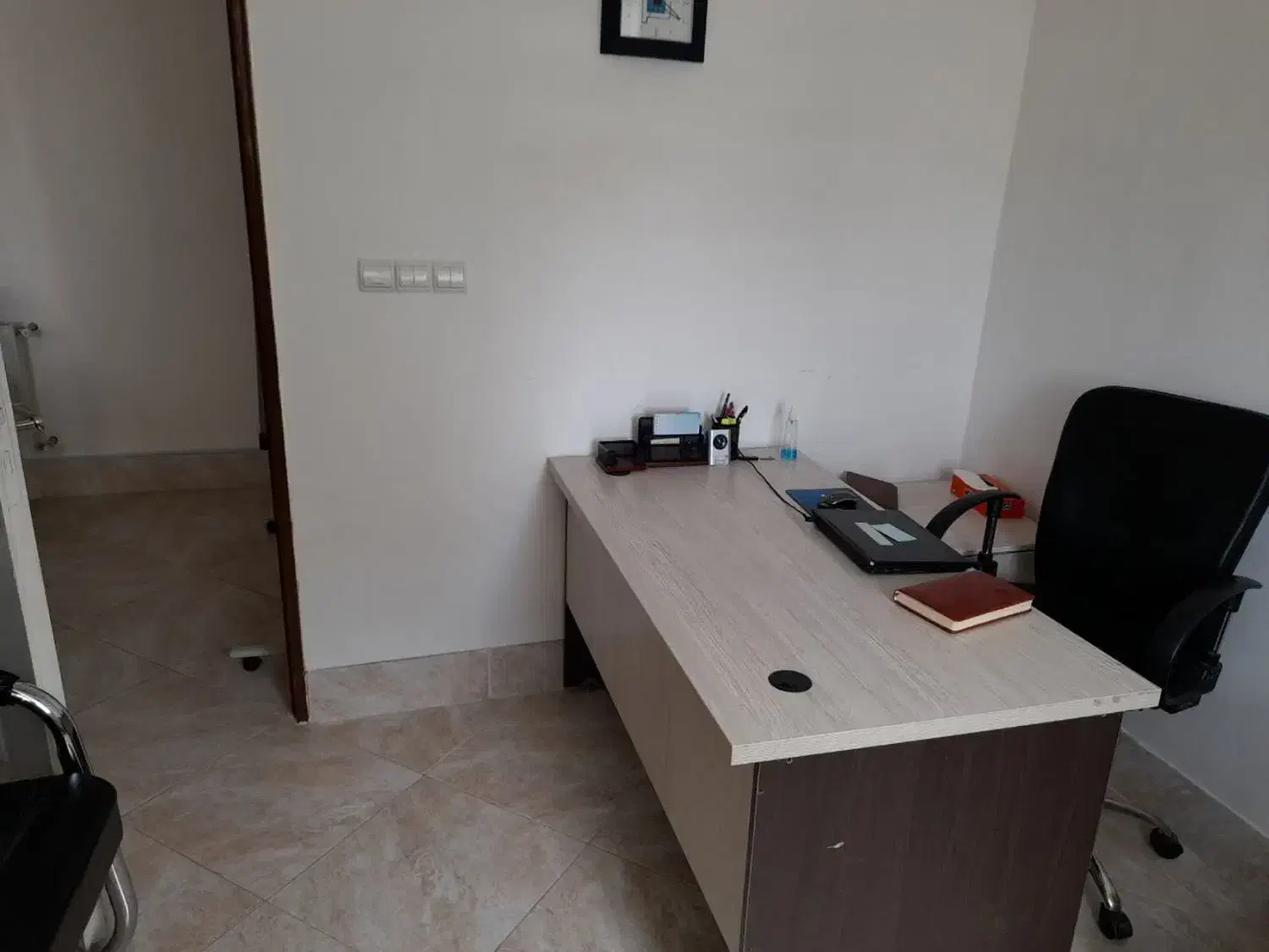 یک واحد اداری در نبش دستپاک|اجارهٔ دفتر کار، اتاق اداری، مطب|بجنورد, |دیوار