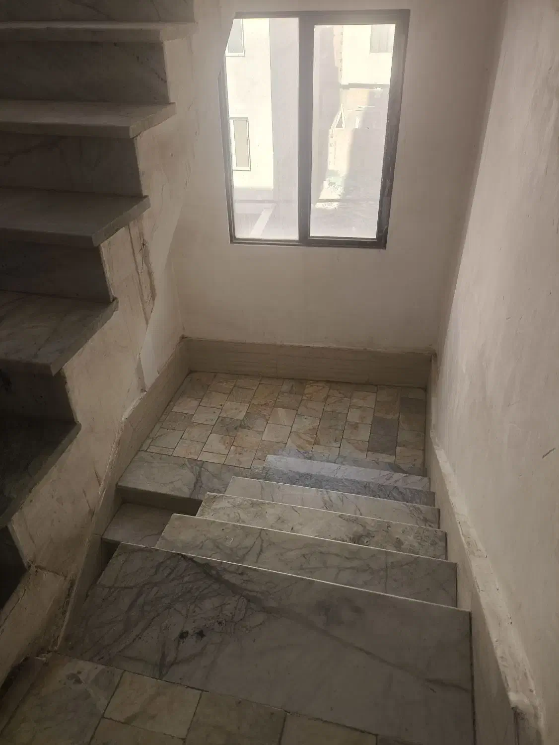 خانه آپارتمانی طبقه ۳|فروش آپارتمان|رباط‌کریم, شترخوار|دیوار