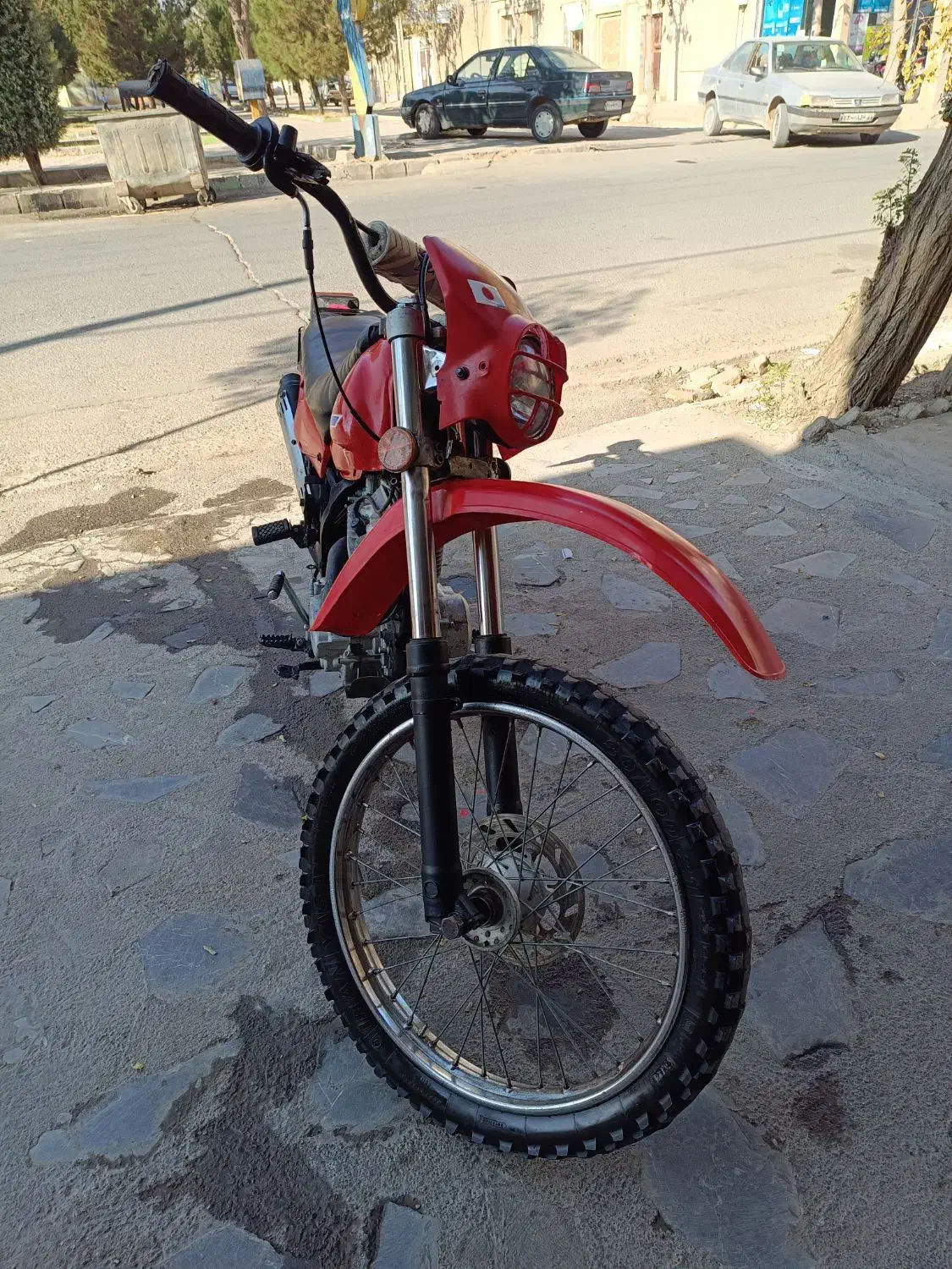 تریل ایکسل 200پیشرو|موتورسیکلت|تاکستان, |دیوار