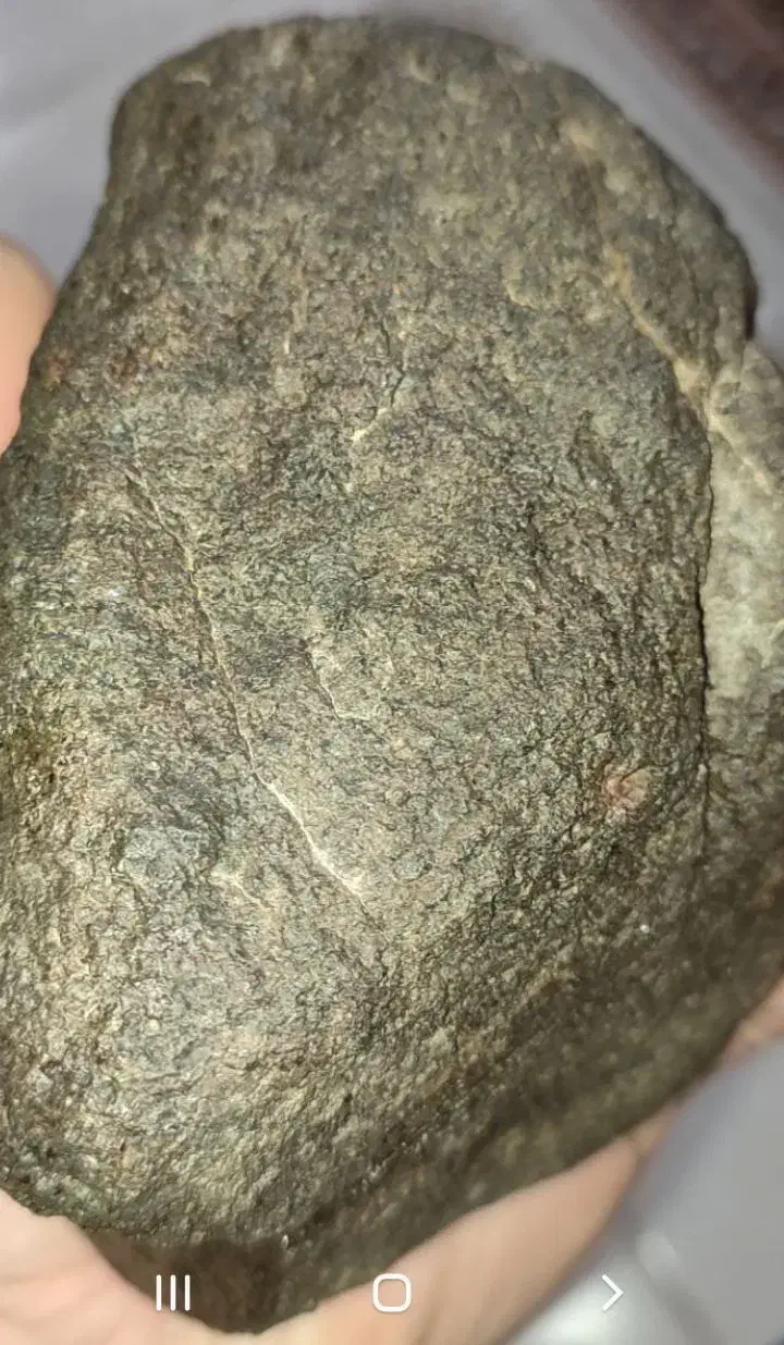 شهاب سنگ|کلکسیون اشیاء عتیقه|قلعه نو, |دیوار