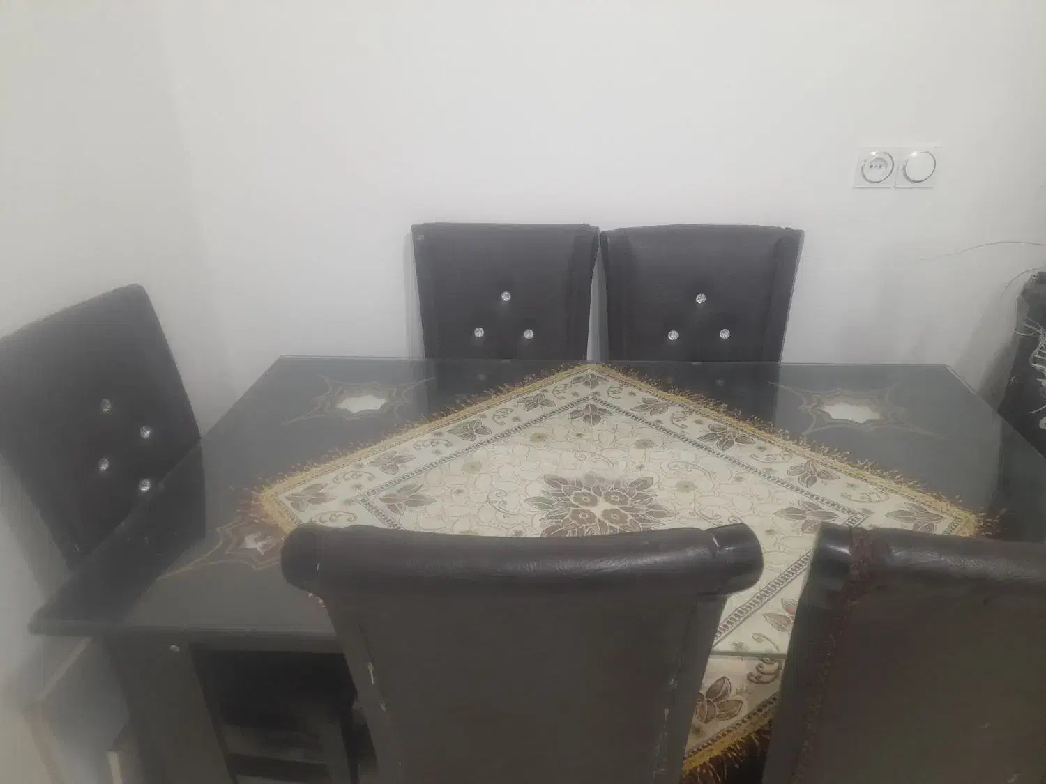 فروشی|میز و صندلی غذاخوری|سیرجان, |دیوار