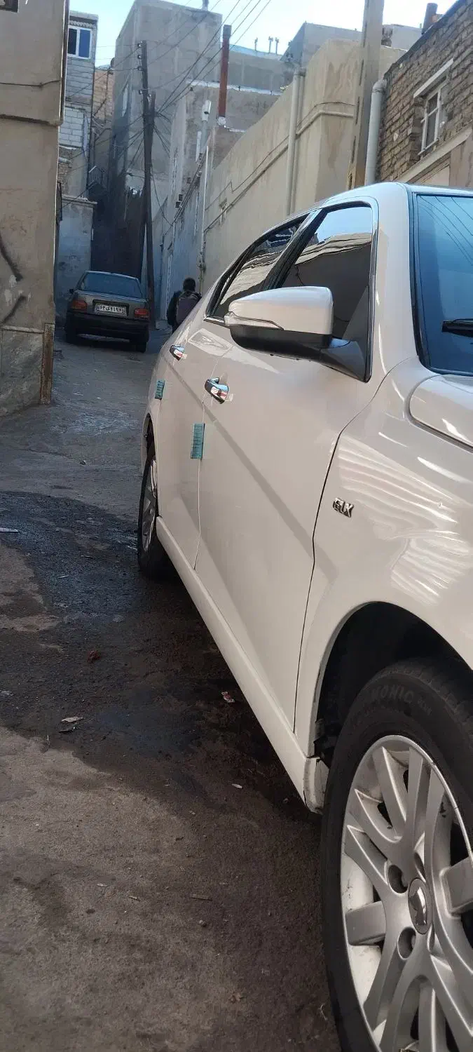 دنا پلاس مدل ۹۸ خوش رخ|خودرو سواری و وانت|تبریز, |دیوار