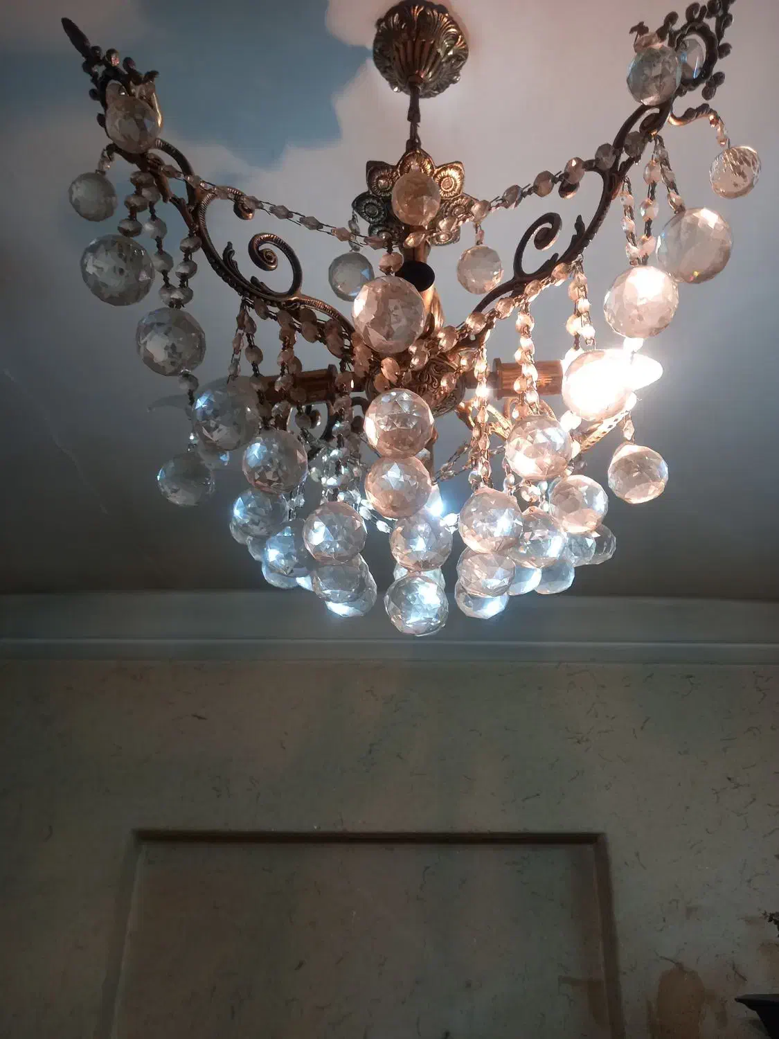 دوعدد لوستر با کریستالهای خارجی|لوستر و چراغ آویز|تهران, امیر بهادر|دیوار