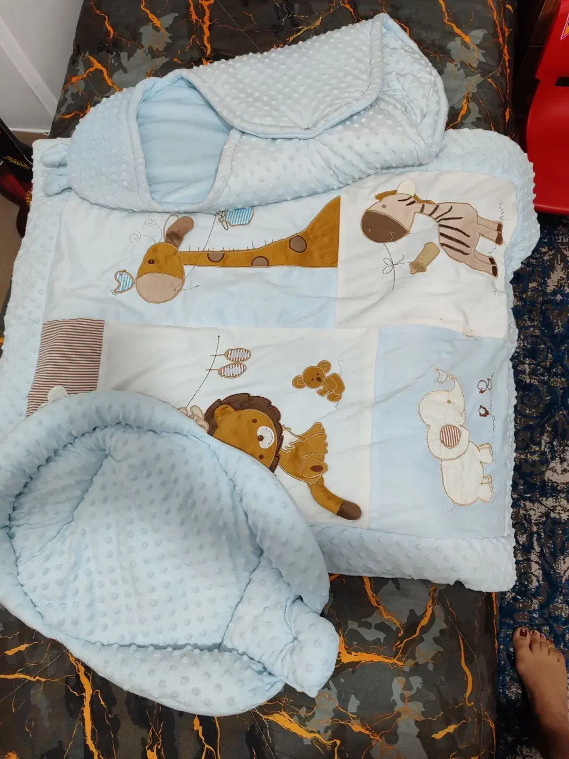 سرویس خواب نوزاد|رختخواب، بالش، پتو|ساری, |دیوار