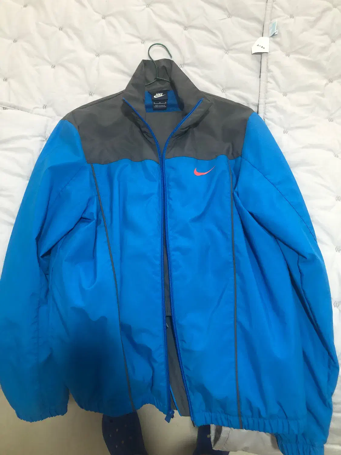 ست گرمکن نایک اورجینال|لباس|رشت, هلال احمر|دیوار