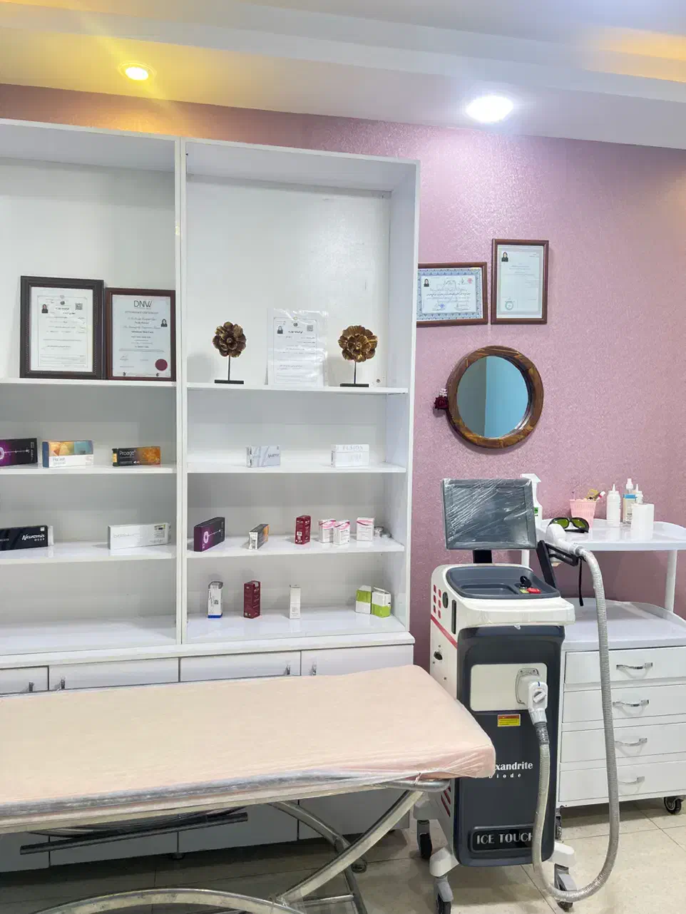 دعوت به همکاری اپراتور لیزر با مشتری فعال|استخدام درمانی، زیبایی، بهداشتی|رشت, جهاد|دیوار