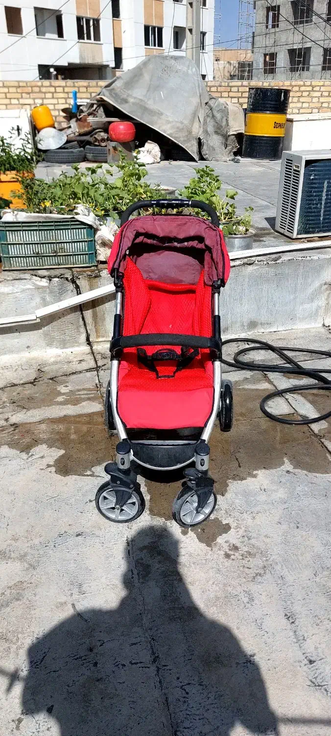 کالسکه خارجی خیلی راحت دارایه چرخ هایه کمک دار|کالسکه و لوازم جانبی|بوکان, |دیوار