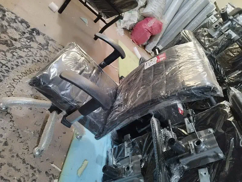 صندلی و میز اداری|مبلمان اداری|نسیم‌شهر, |دیوار