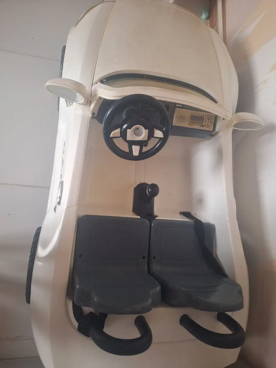 ماشین شارژی دو نفره|اسباب‌بازی بچه|رشت, کوی مهر|دیوار