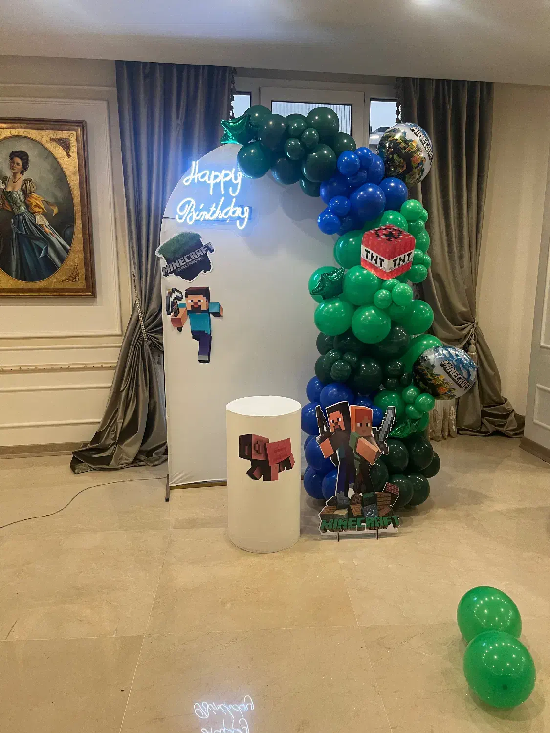 بادکنک آرایی جشن تولد و گل آرایی و تجهیزات مراسم|خدمات پذیرایی، مراسم|تهران, پاسداران|دیوار