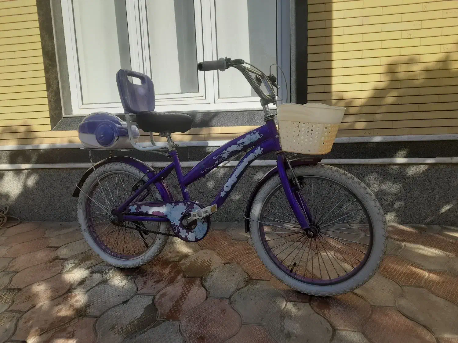 دوچرخه دخترانه سایز۲۰|دوچرخه، اسکیت، اسکوتر|عجب شیر, |دیوار