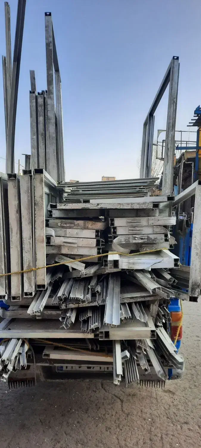 خریدوفروش در و پنجره الومنیومی و اهنی|عمدهفروشی|مشهد, نوید|دیوار