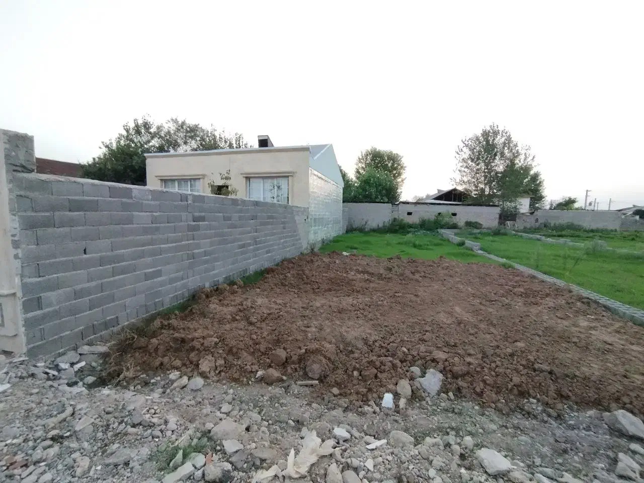 زمین سنددار مسکونی با پروانه ساخت / آماده ویلا|فروش زمین و ملک کلنگی|خشکبیجار, |دیوار