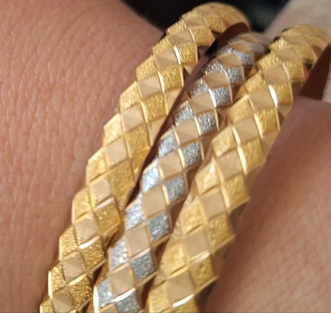 طلا بدون اجرت در حد نو ۲۰۰ بالاتابلو|جواهرات|دورود, |دیوار