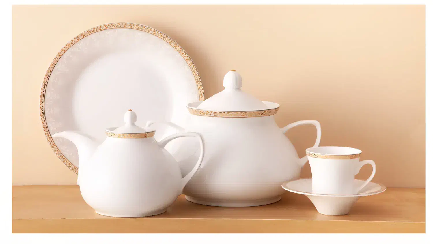 سرویس چینی برند زرین ۱۲ نفره ۱۰۸ پارچه درجه عالی|ظروف سرو و پذیرایی|شیراز, معالیآباد|دیوار