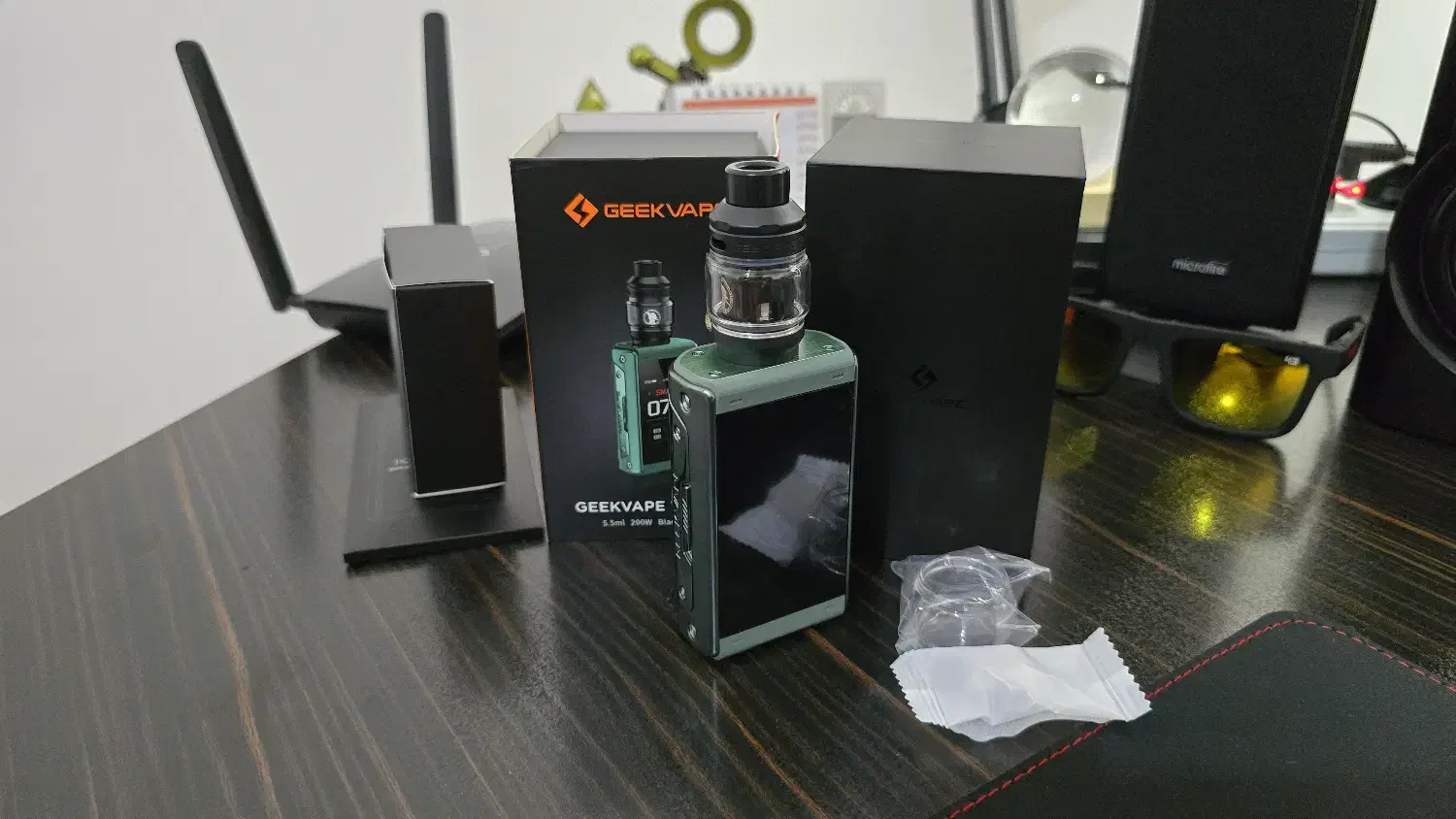 گیگ ویپ T200 صفحه لمسی|زیورآلات و اکسسوری|پرهسر, |دیوار