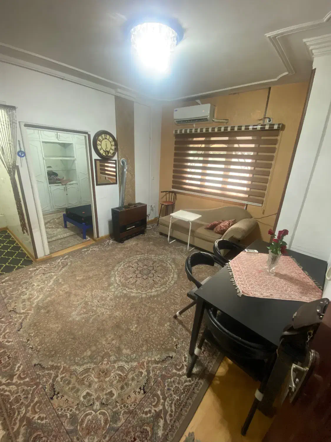 اجاره خانه ۵۵متری مرکز شهر (خیابان سعدی)|اجارهٔ کوتاهمدت آپارتمان و سوئیت|رشت, سعدی (تختی)|دیوار