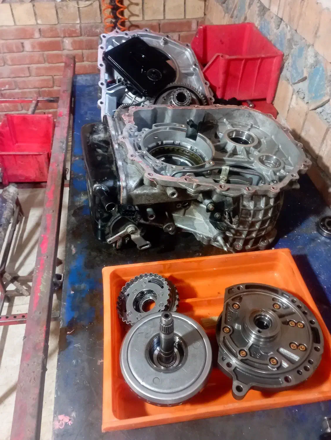 مکانیک .جلوبند.شاگرد .در مجتمع خودرو چینی|استخدام صنعتی، فنی، مهندسی|شیراز, دوکوهک|دیوار