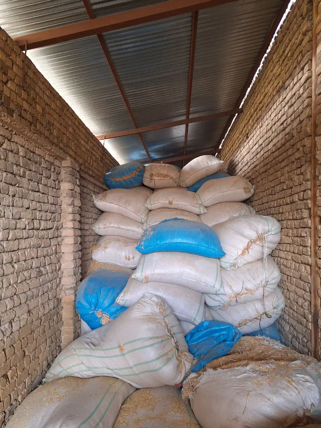 کاه|لوازم جانبی حیوانات|بروجرد, |دیوار