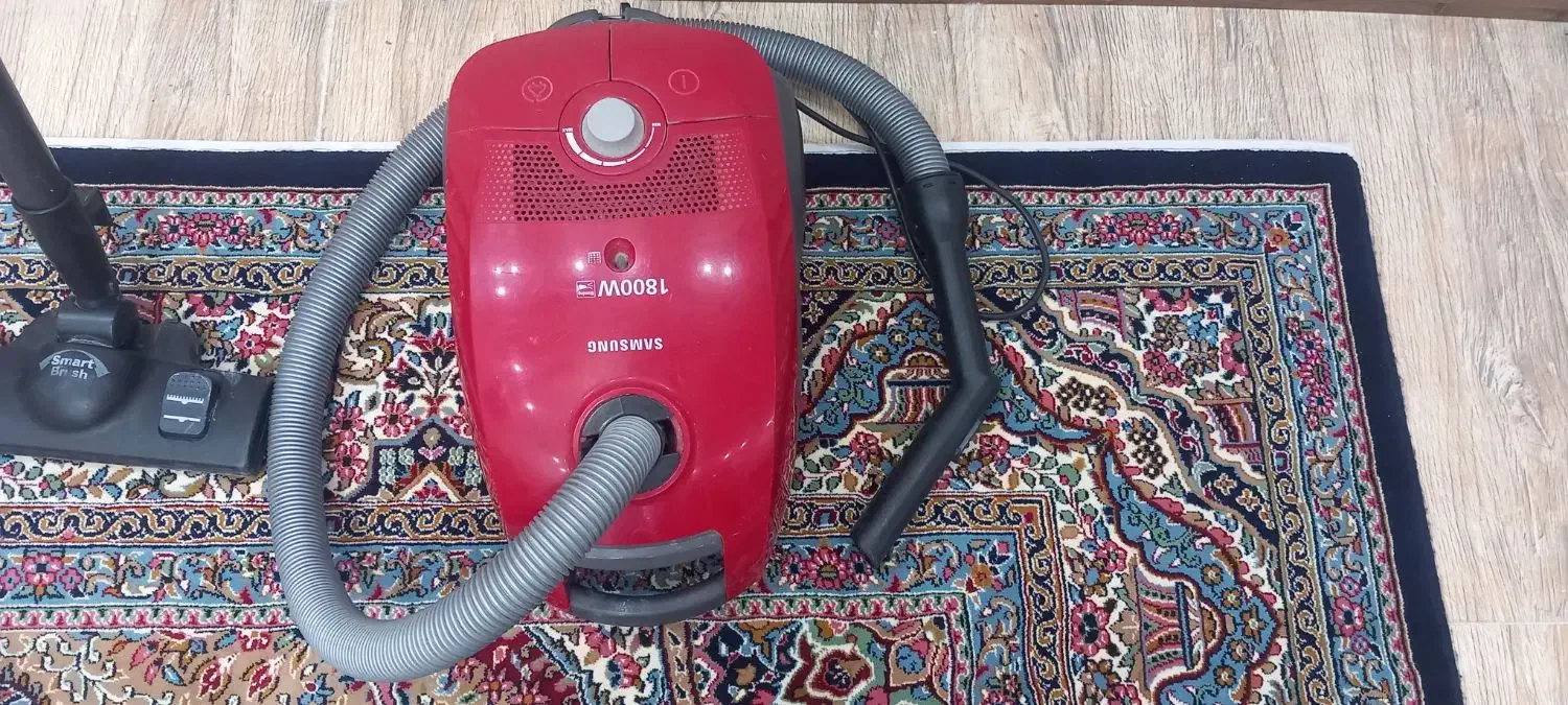 جارو برقی سامسونگ 1800 در حد نو کیسه ای ومخزن دار|جاروبرقی، جارو شارژی، بخارشو|بیجار, |دیوار