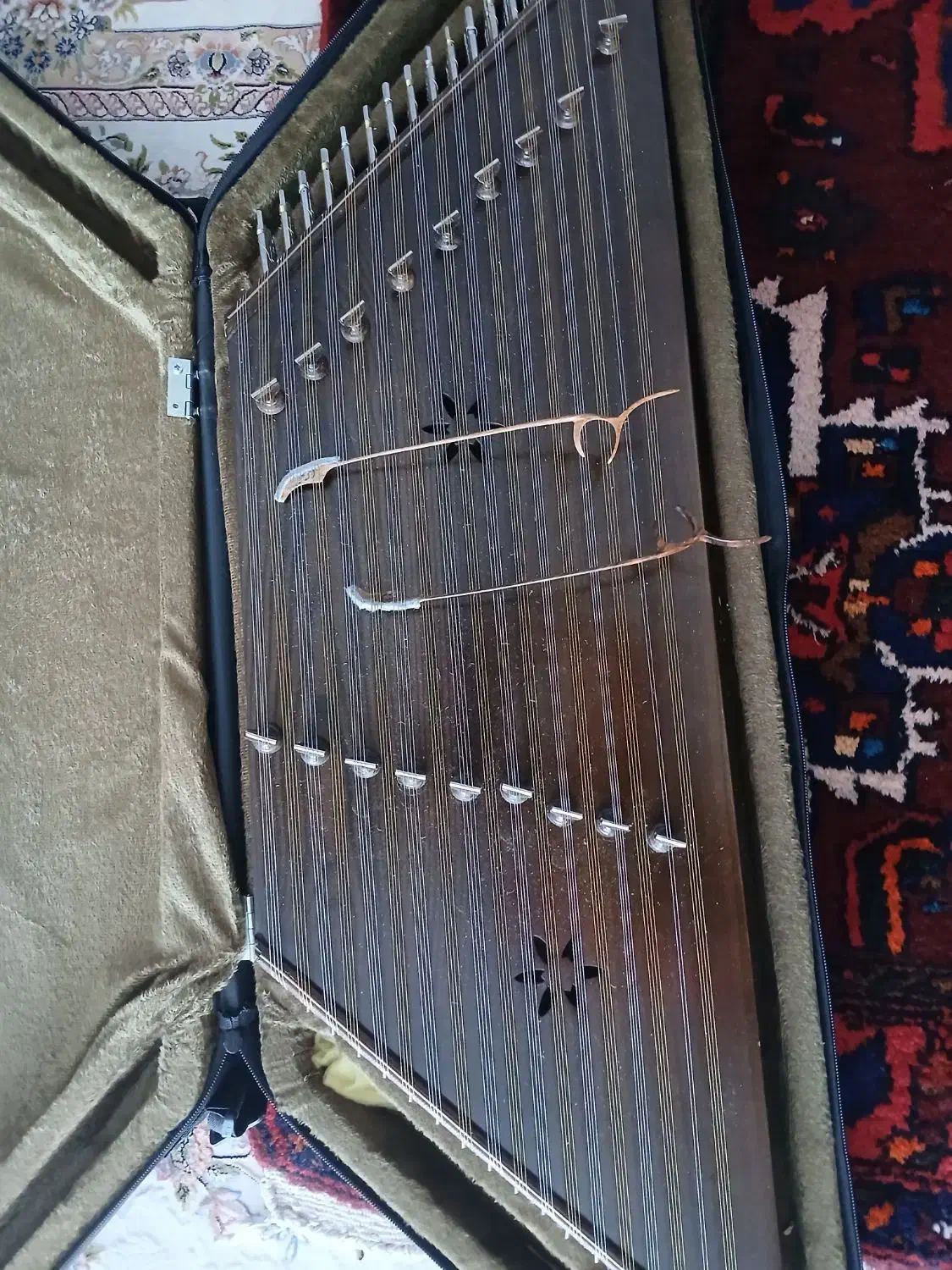 سنتور در حد نو|سازهای سنتی|زنجان, |دیوار