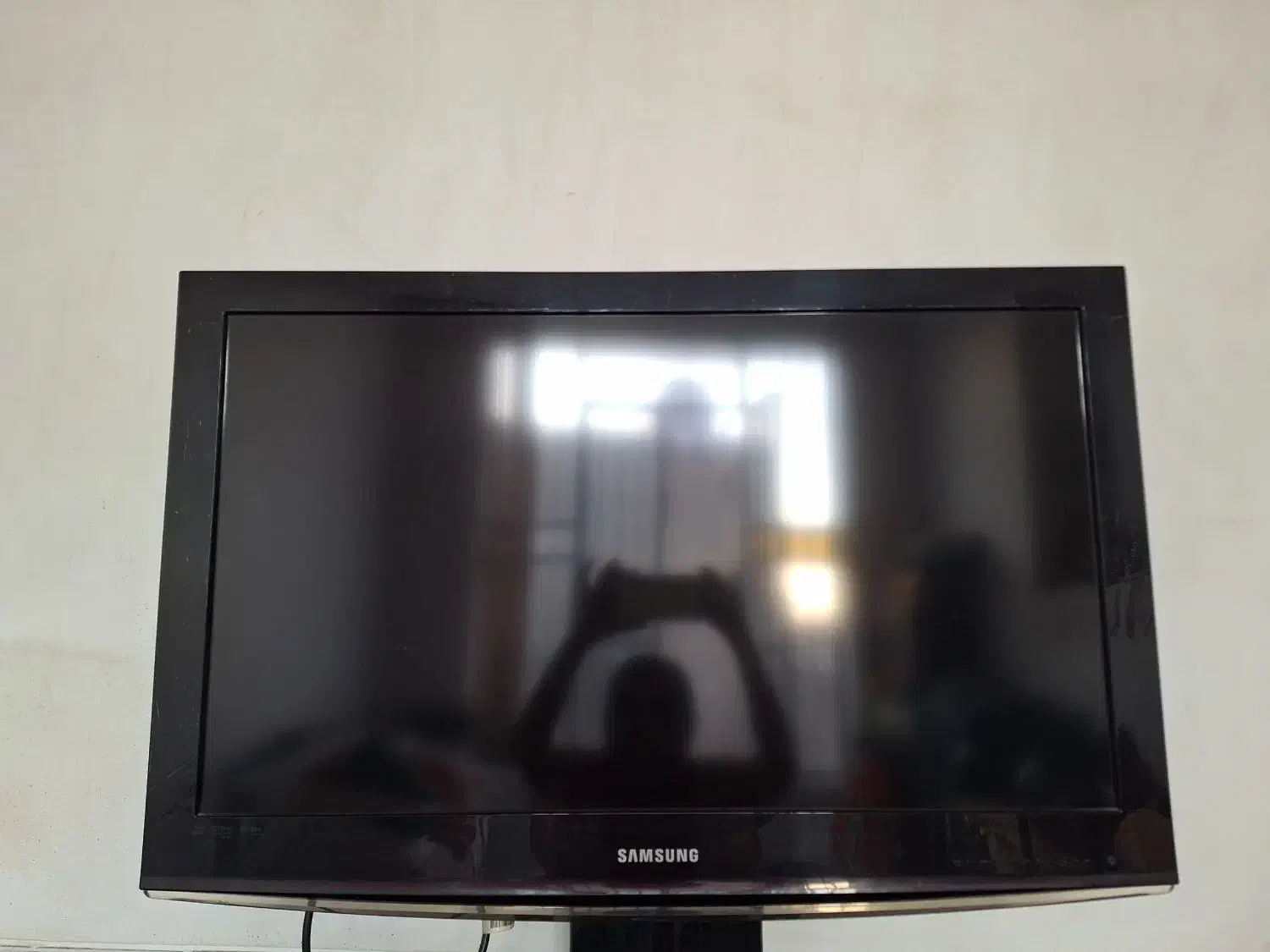 ال سی دی 32 اینچ سامسونگ|تلویزیون و پروژکتور|شیراز, سعدیه شمالی|دیوار