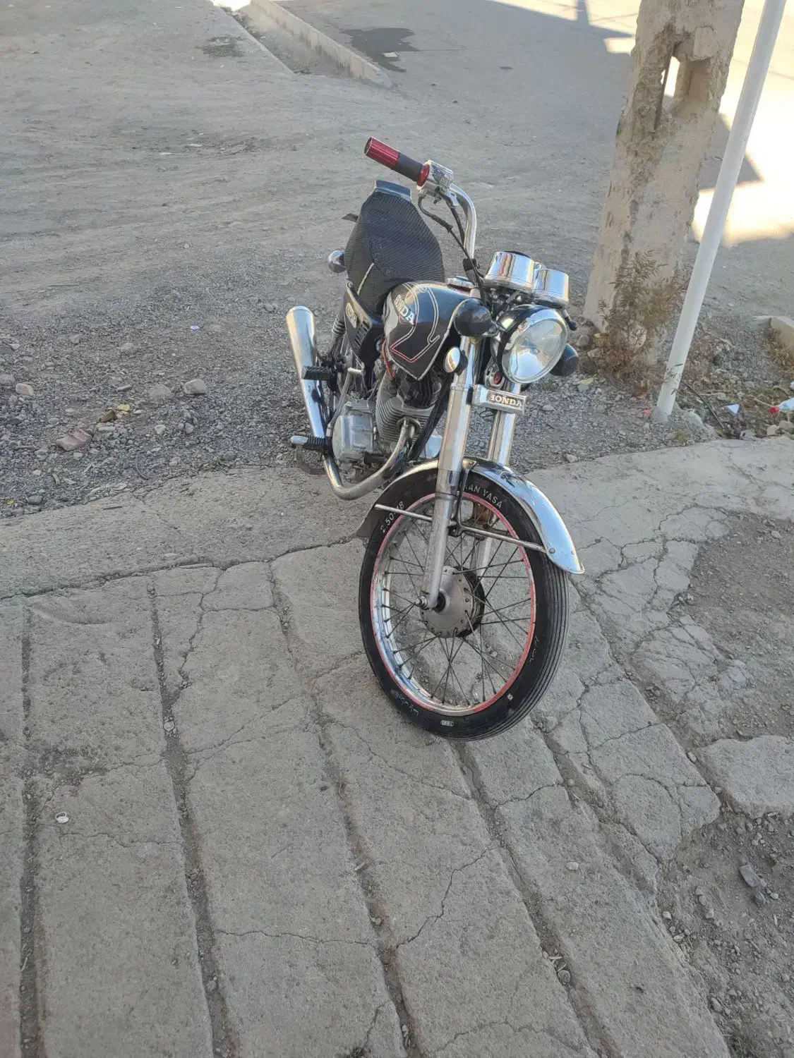 125تقویت|موتورسیکلت|رابر, |دیوار