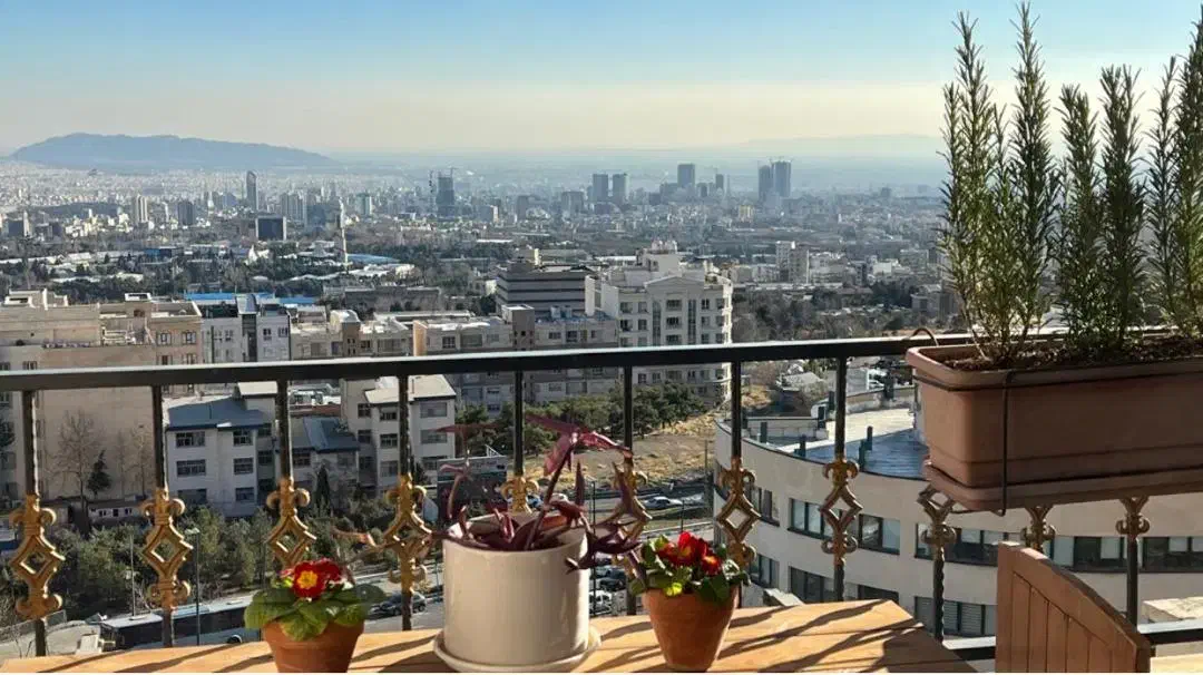 ولنجک ۱۳۵مترپنت هاوس فول ۲خ ویو ابدی۳جهت