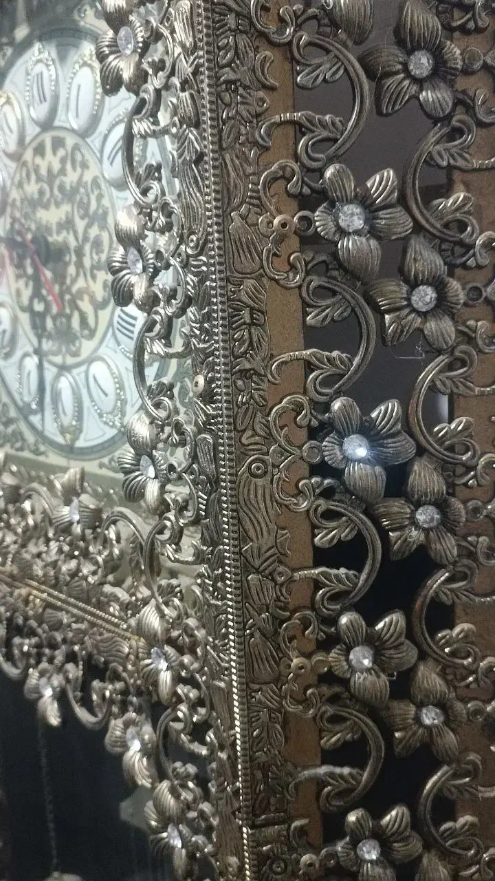 ساعت ایستاده سلطنتی ترکیب برنج آلومینیوم در حد نو|ساعت دیواری و تزئینی|رشت, پل تالشان|دیوار