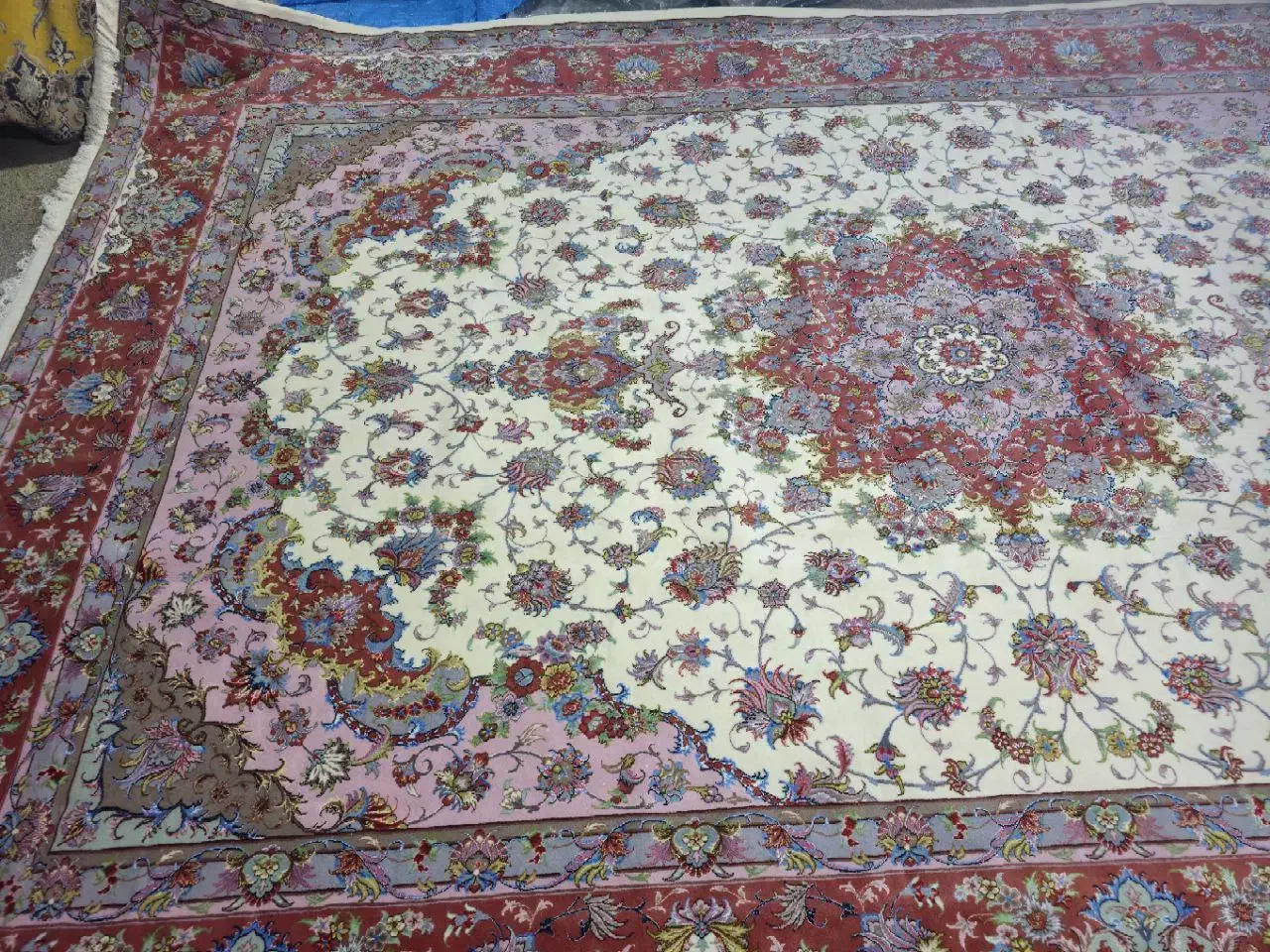 جفت ۲۴متری علیزاده دستباف سبزوار|فرش|تهران, سنائی|دیوار