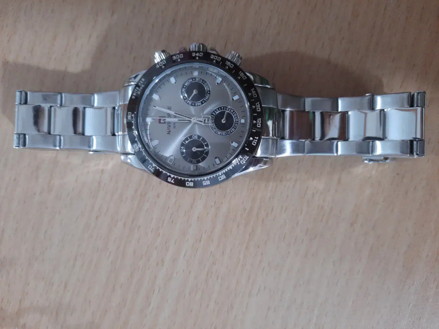 دو ساعت فقط به قیمت یک ساعت|ساعت|قزوین, |دیوار