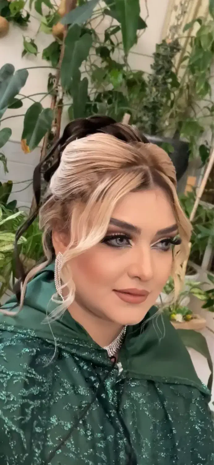 میکاپ شنیون آف ویژه|خدمات آرایشگری و زیبایی|قم, زنبیل آباد|دیوار