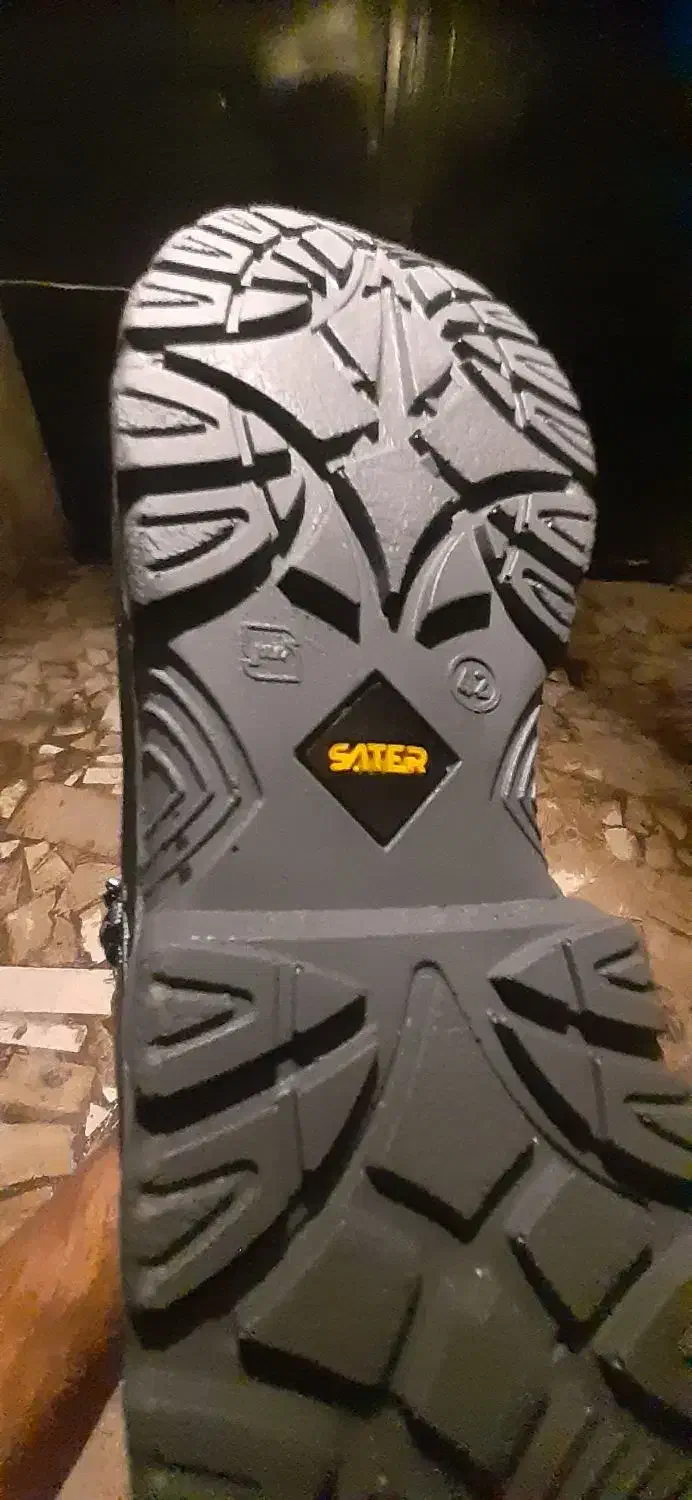 کفش کار نو نو سایز ۴۲|کیف، کفش، کمربند|بندر انزلی, سپیدکنار|دیوار