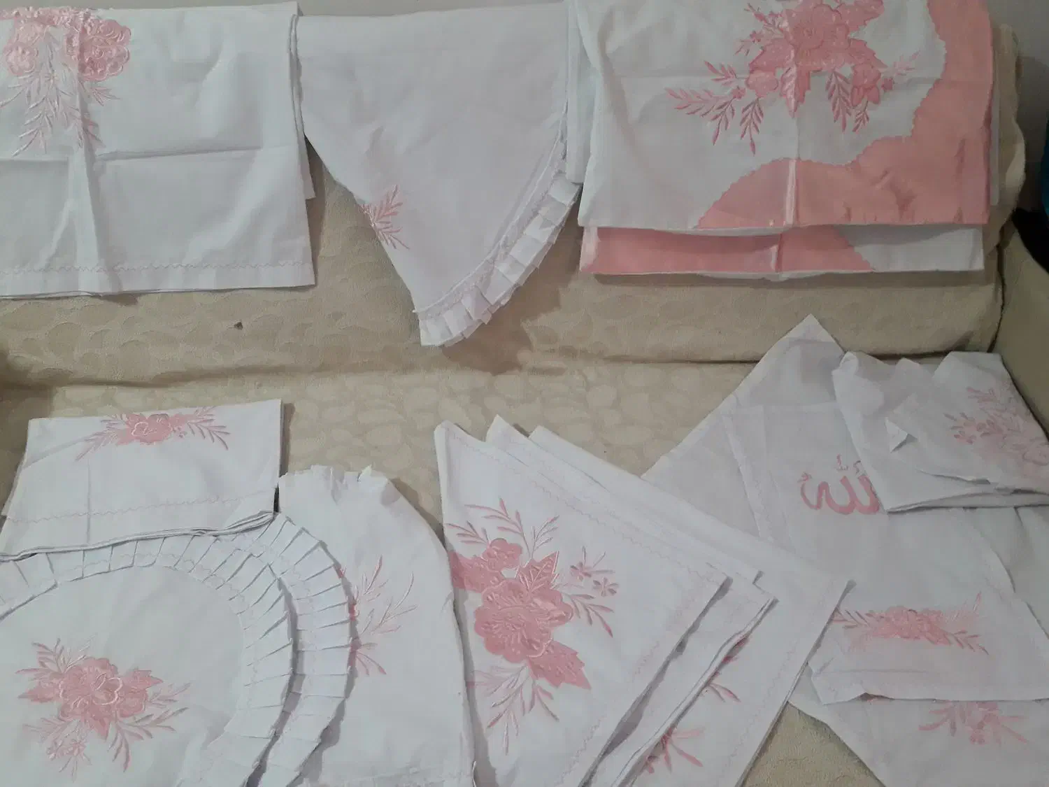 سرویس عروس|سفره، حوله، دستمال آشپزخانه|تبریز, |دیوار