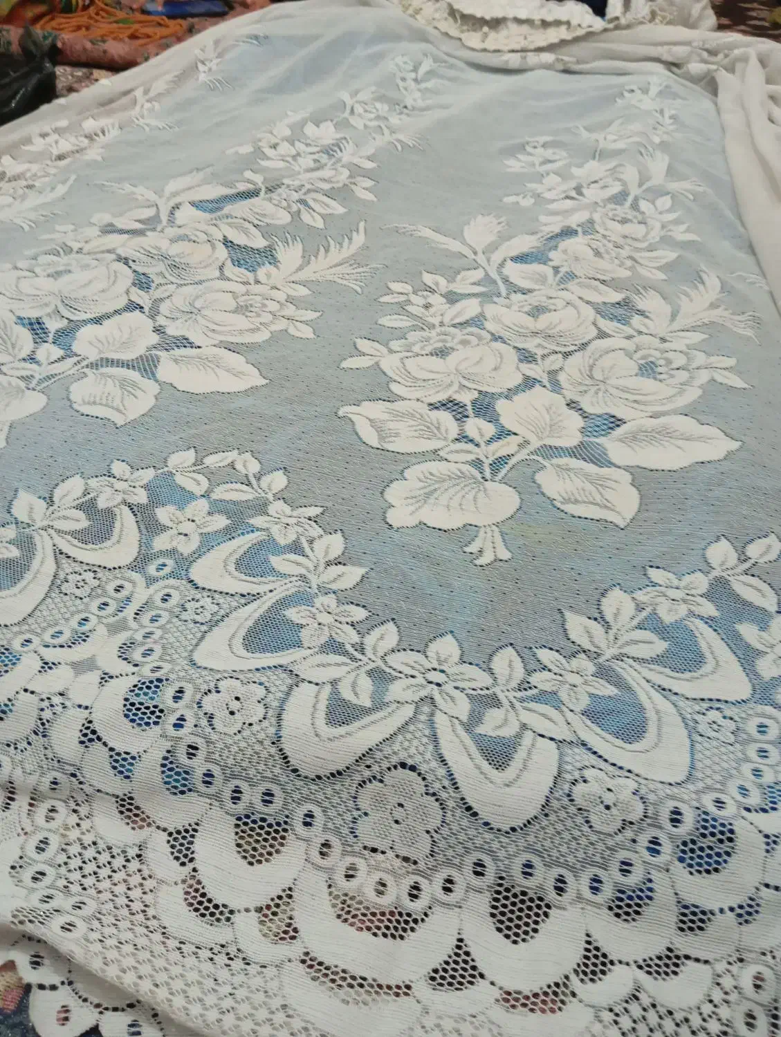 فروش فرش وپرده مخملی باتورش|فرش|سیب و سوران, |دیوار