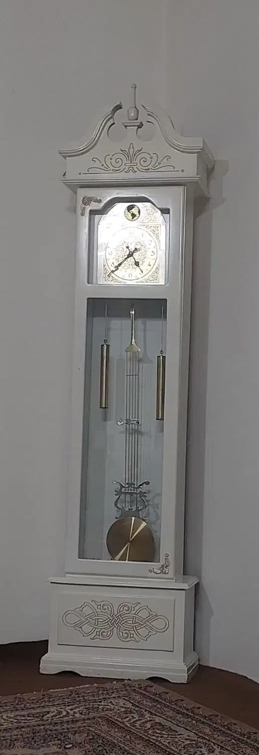 ساعت ایستاده سفید طلایی|ساعت دیواری و تزئینی|مشهد, مهدی آباد (بلوار توس)|دیوار