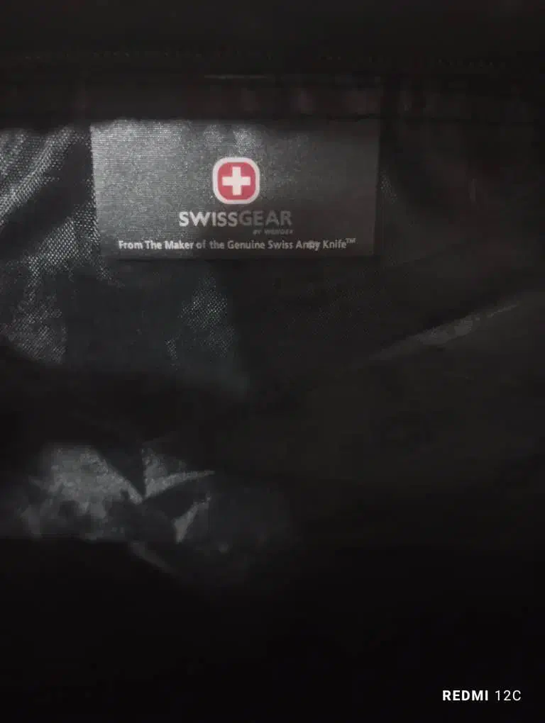 کوله پشتی خارجی مارک سویس گیر|کیف، کفش، کمربند|پردیس, فاز ۱۱|دیوار