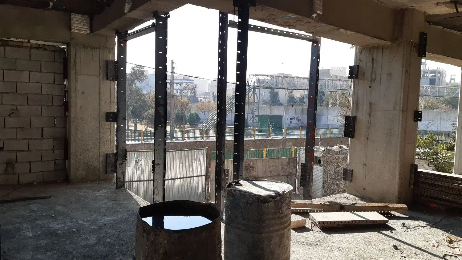 خدمات جوشکاری co2 وساخت و نصب و اجرای والپست|خدمات پیشه و مهارت|ری, علایین|دیوار