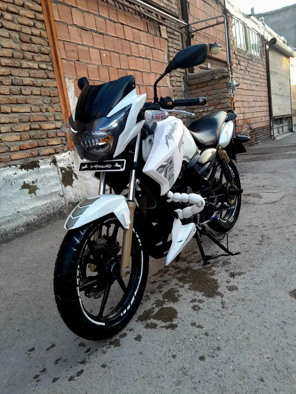 آپاچی۱۸۰ ان اس کلیک|موتورسیکلت|اردبیل, |دیوار