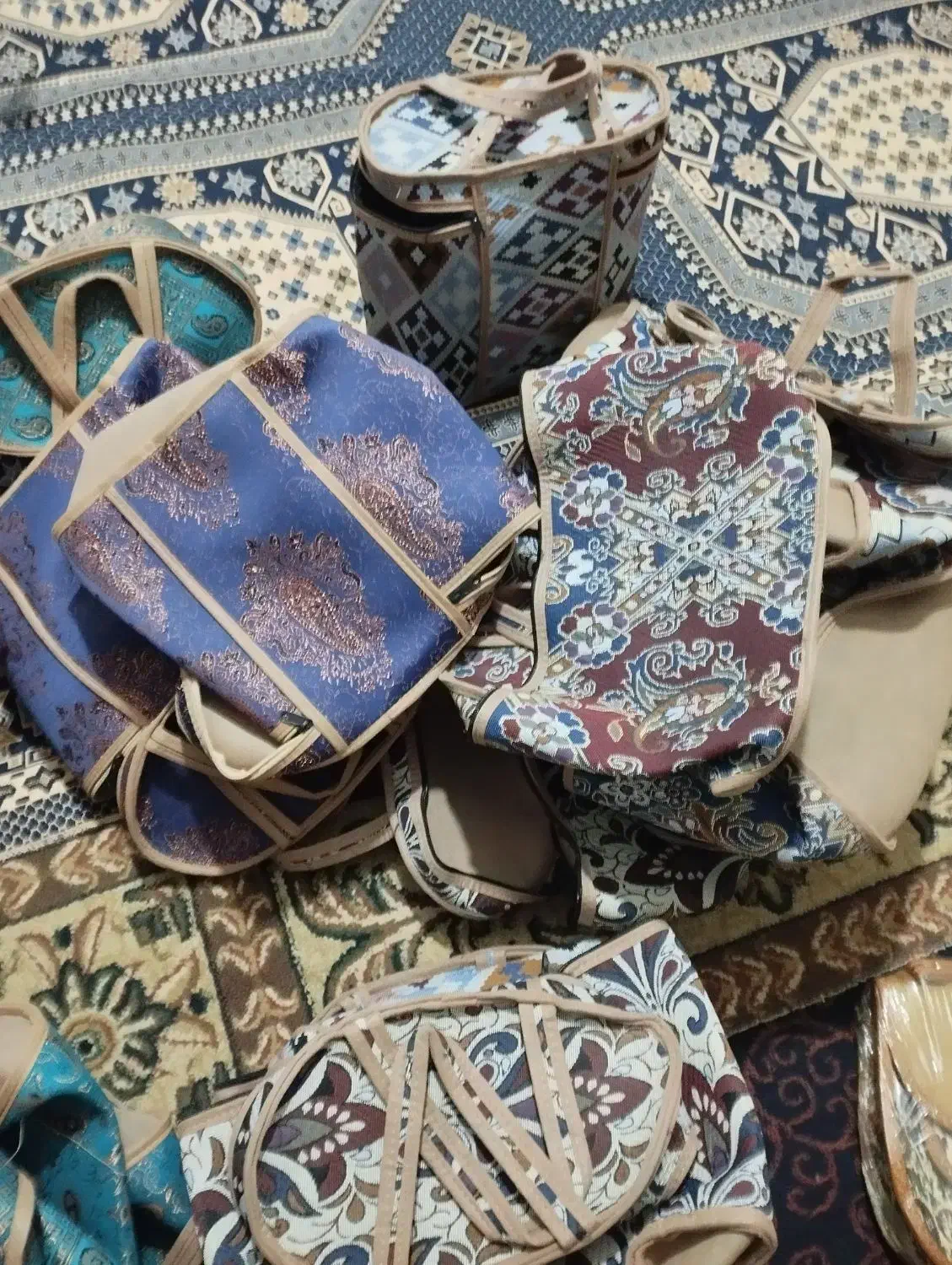 کیف زنانه کیف مسافرتی آرایشی پول|کیف، کفش، کمربند|قشم, |دیوار