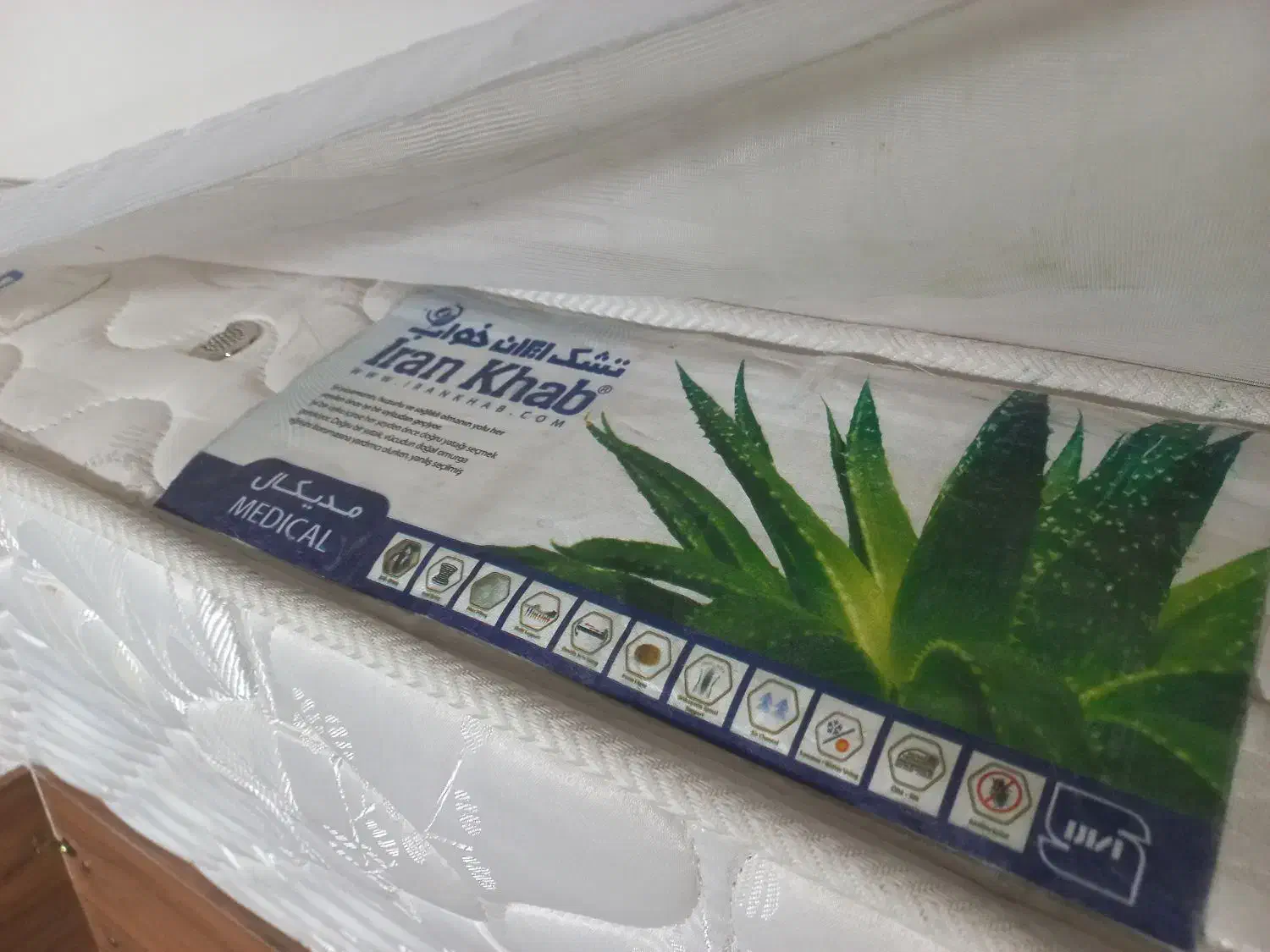 تخت خواب دونفره با خوشخواب نو کشو دار|تخت و سرویس خواب|مشهد, سجادیه|دیوار